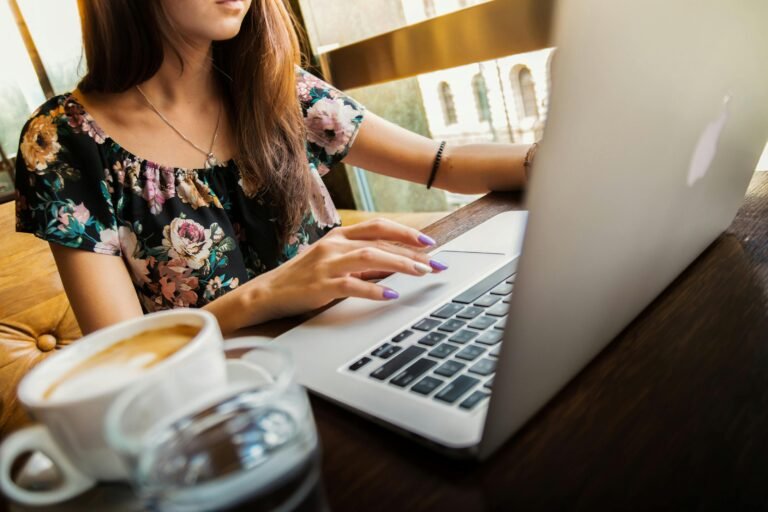 Money Making Blogs: The Truth No One Tells You About Blogging Income