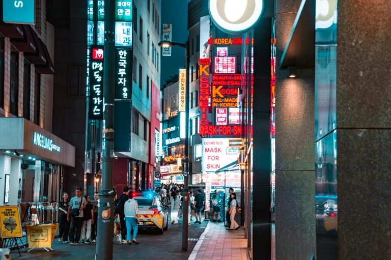 Things to Do in Seoul as a Solo Female Traveler— Safe, Soft and Surprisingly Healing