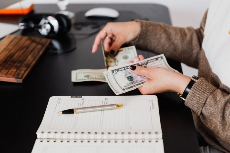 Female solo travel budget