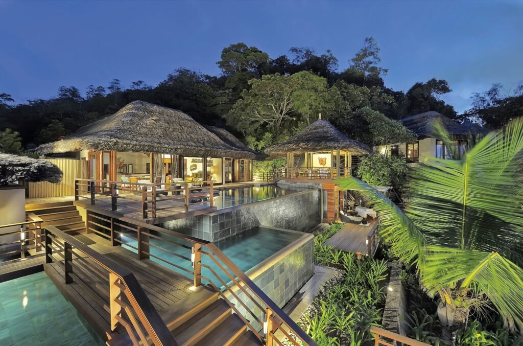 https://herdailyspace.com/Constance-Lemuria-Seychelles