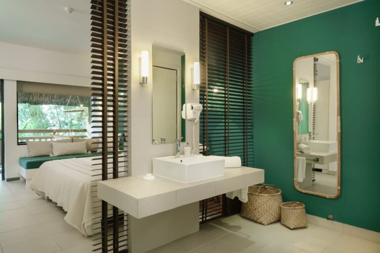 Best Hotel Near Grand Baie: Coin de Mire Attitude