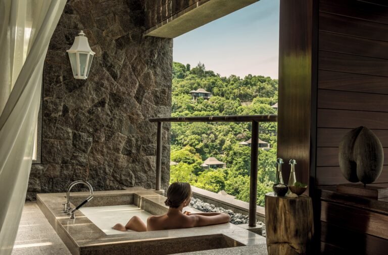 Best Luxury Resort in Seychelles: Four Seasons Seychelles