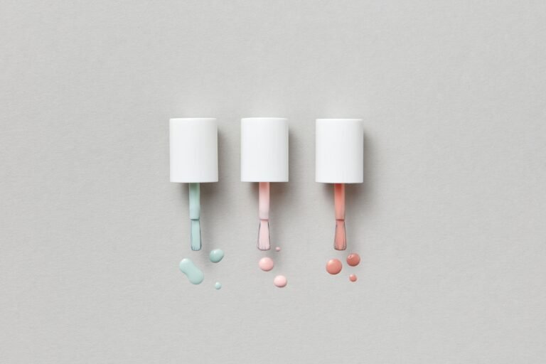 Nail Colors That Go With Every Travel Outfit